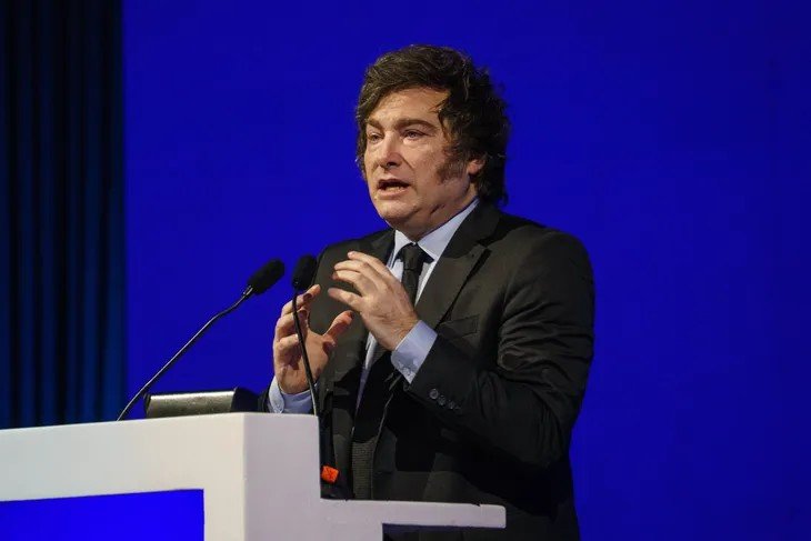Javier Milei confirmó que va por la reelección en 2027 y ya definió a su compañero de fórmula