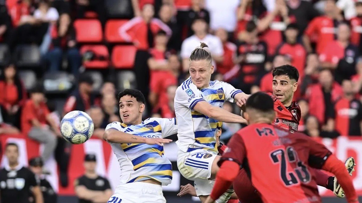 Newell's y Boca empataron 2-2 en Rosario