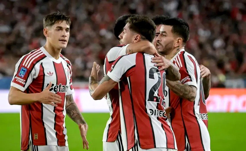 River Plate logró su primer triunfo en el Torneo Clausura: le ganó 2-0 a Argentinos en el Monumental