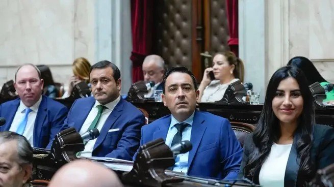 Diputados: dos gobernadores crean su propio bloque para condicionar a Javier Milei