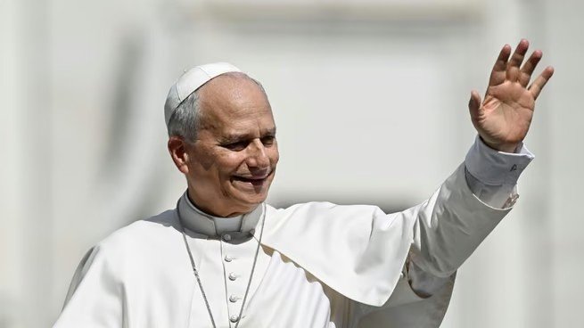 El gobierno de Javier Milei oficializó el feriado del 9 de noviembre por la llegada del papa León XIV al país