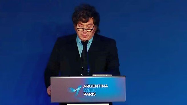 En París, Javier Milei volvió a hablar de la reelección y prometió que 2028 será "el mejor año económico de la historia"
