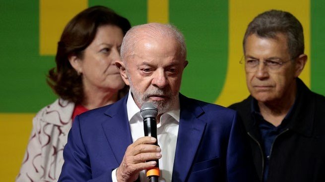 Lula da Silva admitió que esperaba ganar en primera vuelta y calificó de "inesperado" el resultado