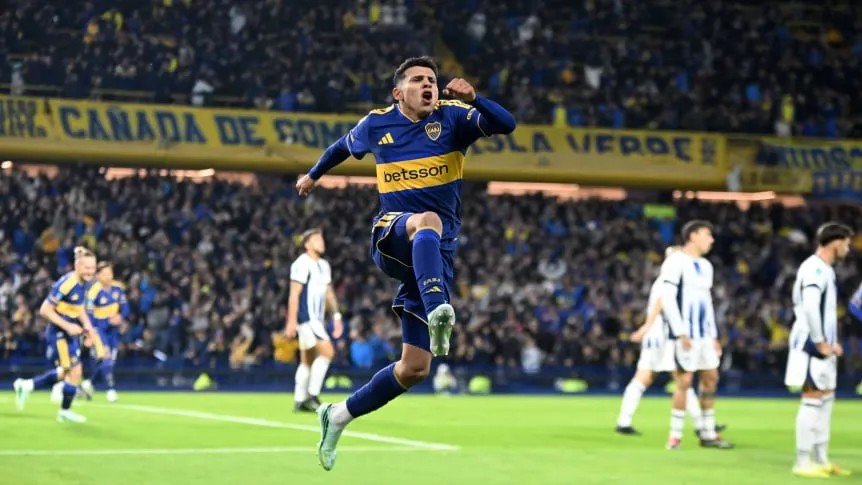 Boca Juniors venció 2-1 a Talleres y es el único líder de la Tabla Anual antes de visitar a Vasco da Gama por las semifinales de la Sudamericana