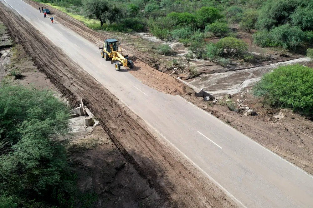 Piden circular con precaución por trabajos en la Ruta Nacional 40