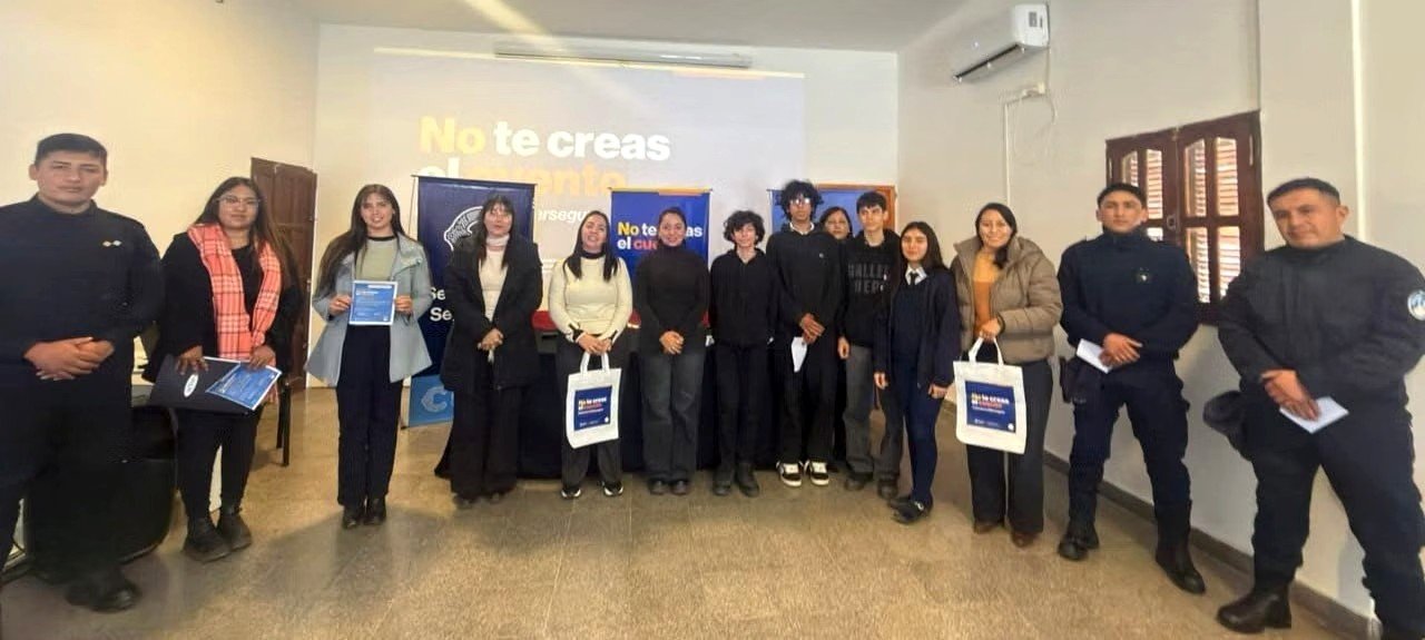 En Belén realizaron una charla de prevención sobre ciberdelitos en el marco de la campaña “No te creas el cuento”