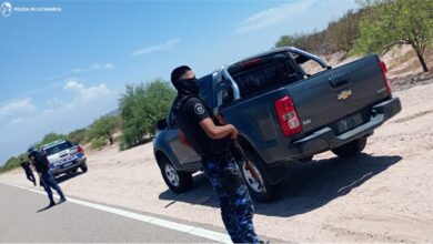 Photo of Tras un operativo cerrojo en el Oeste Provincial Policías recuperaron una camioneta sustraída en Andalgalá y con la colaboración de Gendarmes aprehendieron al presunto autor del ilícito en Tinogasta