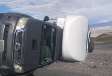 Photo of Volcó una camioneta cerca de El Peñon