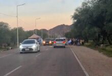 Photo of Tercer día de protesta docente y corte parcial en el ingreso sur de Tinogasta