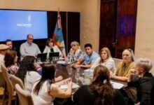 Photo of Sin acuerdo: gremios docentes consultarán a las bases la propuesta de 870 mil pesos