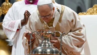 Photo of El papa León XIV encabezó su primera misa de Pascua y llamó a «caminar juntos en la Iglesia»