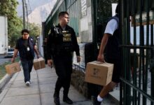 Photo of Perú elige presidente en un clima incierto y sin una salida clara a diez años de crisis políticas