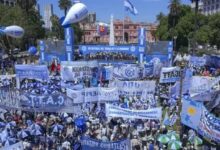 Photo of En la previa del 1 de mayo, la CGT marcha contra el Gobierno con reclamos por cierre de fábricas