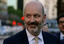 Photo of Federico Sturzenegger justifica los despidos en el SMN y llama a echar al 85% de los trabajadores