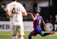 Photo of Con Neymar en la tribuna, San Lorenzo remontó un 0-2 en Brasil, empató con Santos y quedó como líder