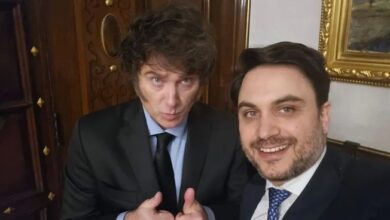 Photo of Sin cicatrizar golpes de Karina Milei, Ramiro Marra ahora apunta a Manuel Adorni y pide que lo echen