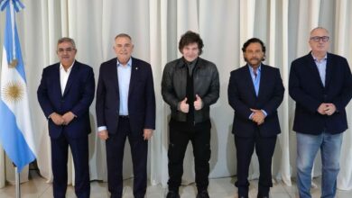 Photo of Los gobernadores aliados demoran una definición sobre Adorni en Diputados y esperan señales de la Casa Rosada