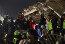 Photo of Dos terremotos sacudieron Venezuela y provocaron el derrumbe de casas y edificios: 32 personas murieron y hay 700 heridos