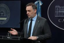 Photo of Caso Adorni: qué declararon los dos testigos que complicaron al ex jefe de Gabinete