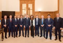Photo of La Casa Rosada negocia con los gobernadores para incorporar colectoras para suspender las PASO
