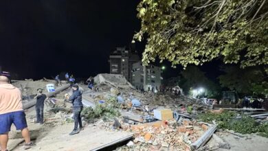 Photo of A 12 días del terremoto en Venezuela: rescataron con vida a una mujer y tres menores atrapados por los escombros